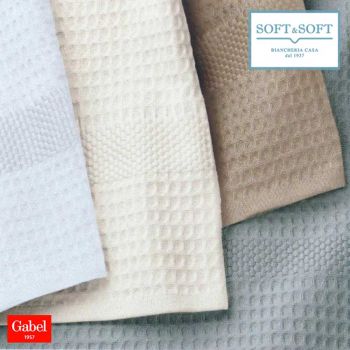 GOLF Plain-coloured honeycomb towel set by Gabel